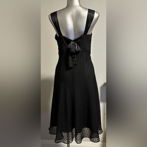 Evan Picone Black Textured Dress Sz 8 - Picture 3 of 6